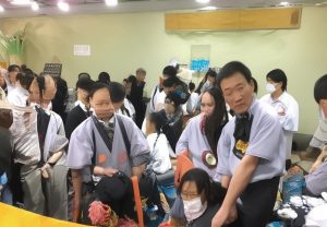 哈兰德：从天才少年到足坛巨星的传奇成长之路